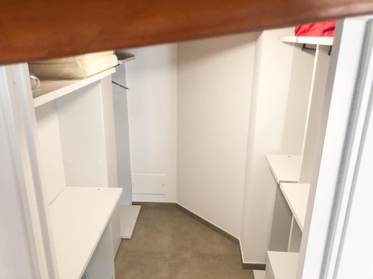 "La Casa Di Ale" Modern Suite Mondragone Eksteriør bilde